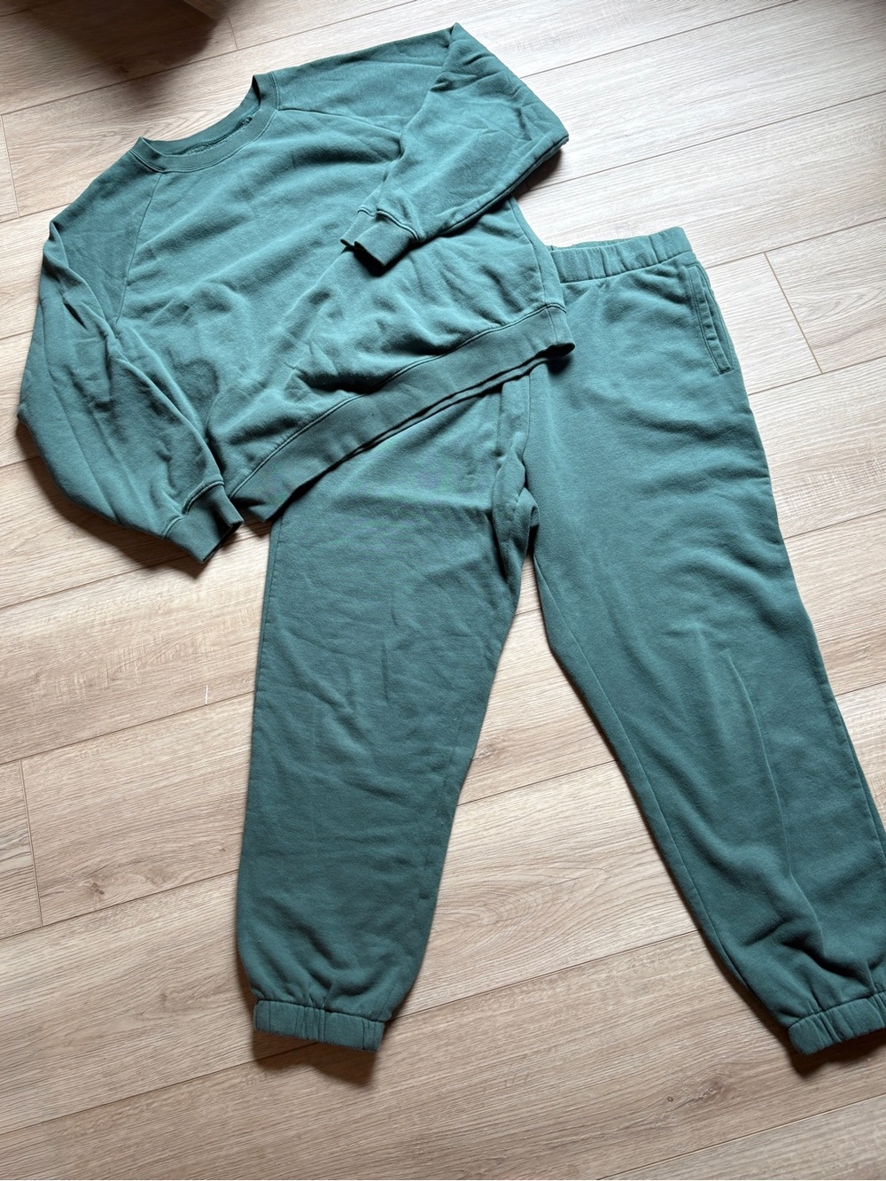 GAP Teal Green Women's Sweatshirt & Jogger Set